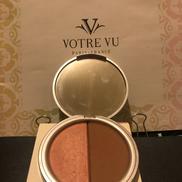 Votre Vu Beaute En Bronze - Picture 2 of 2
